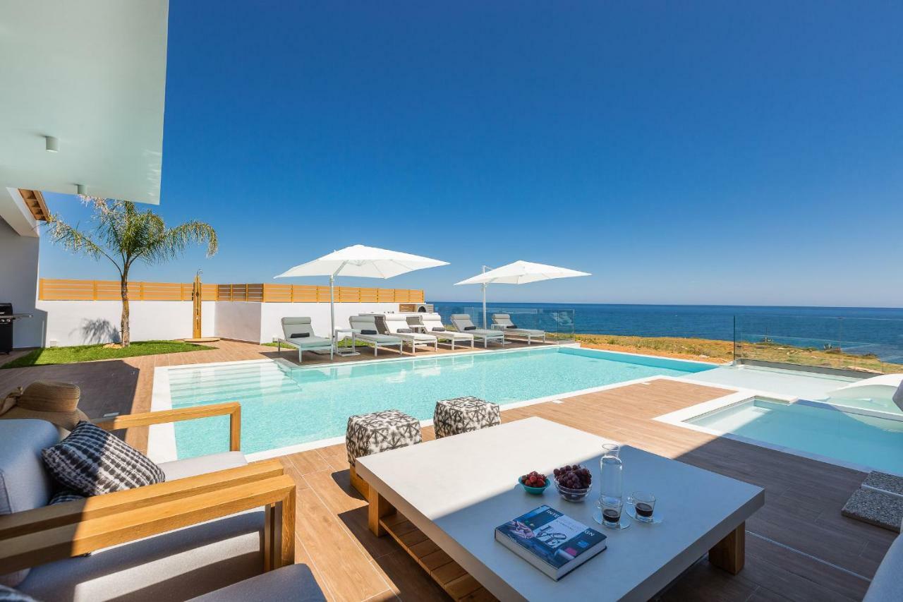 Wave Villa, Beach Front Retreat, By Thinkvilla Panormos  Екстер'єр фото